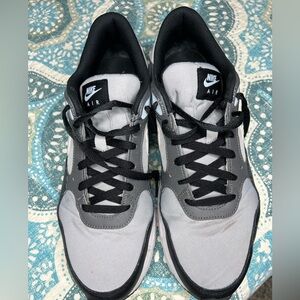 Nike Air Max size 11